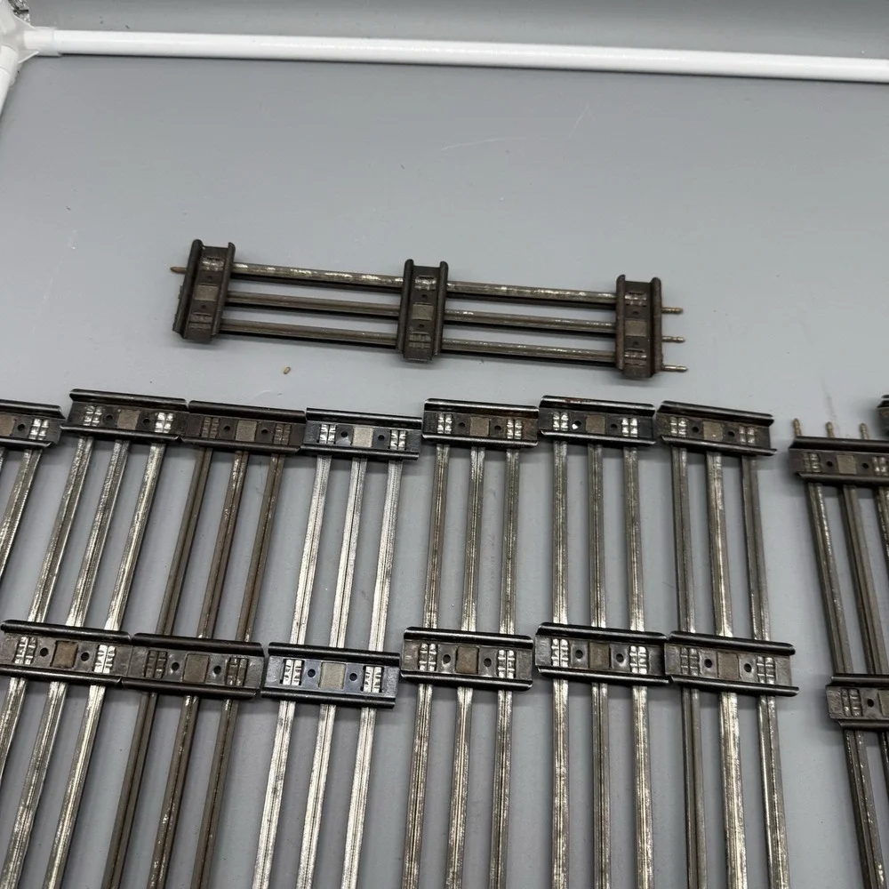 Lionel O Gauge Track Lot 10 Straight Track Sections Needs TLC Vintage